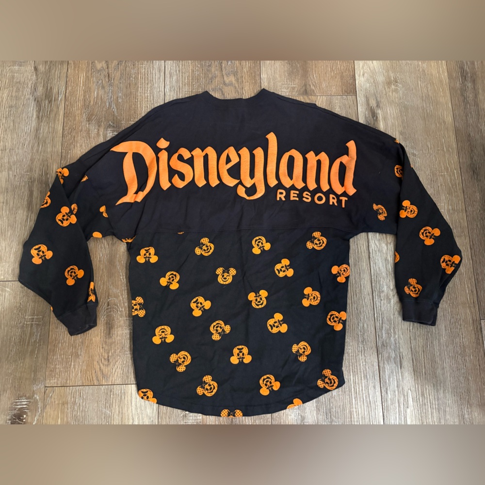 Spirit Jersey Disneyland Resort Black Halloween Long Sleeve SweatShirt  small